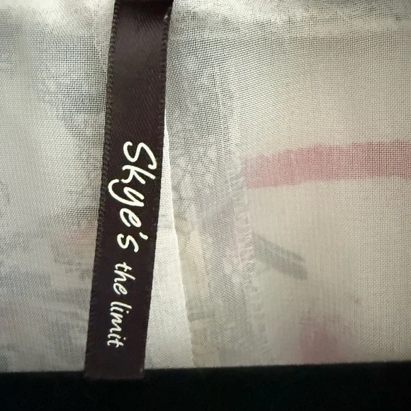 Skye's the Limit Multicolor Floral Blouse - Picture 2 of 5